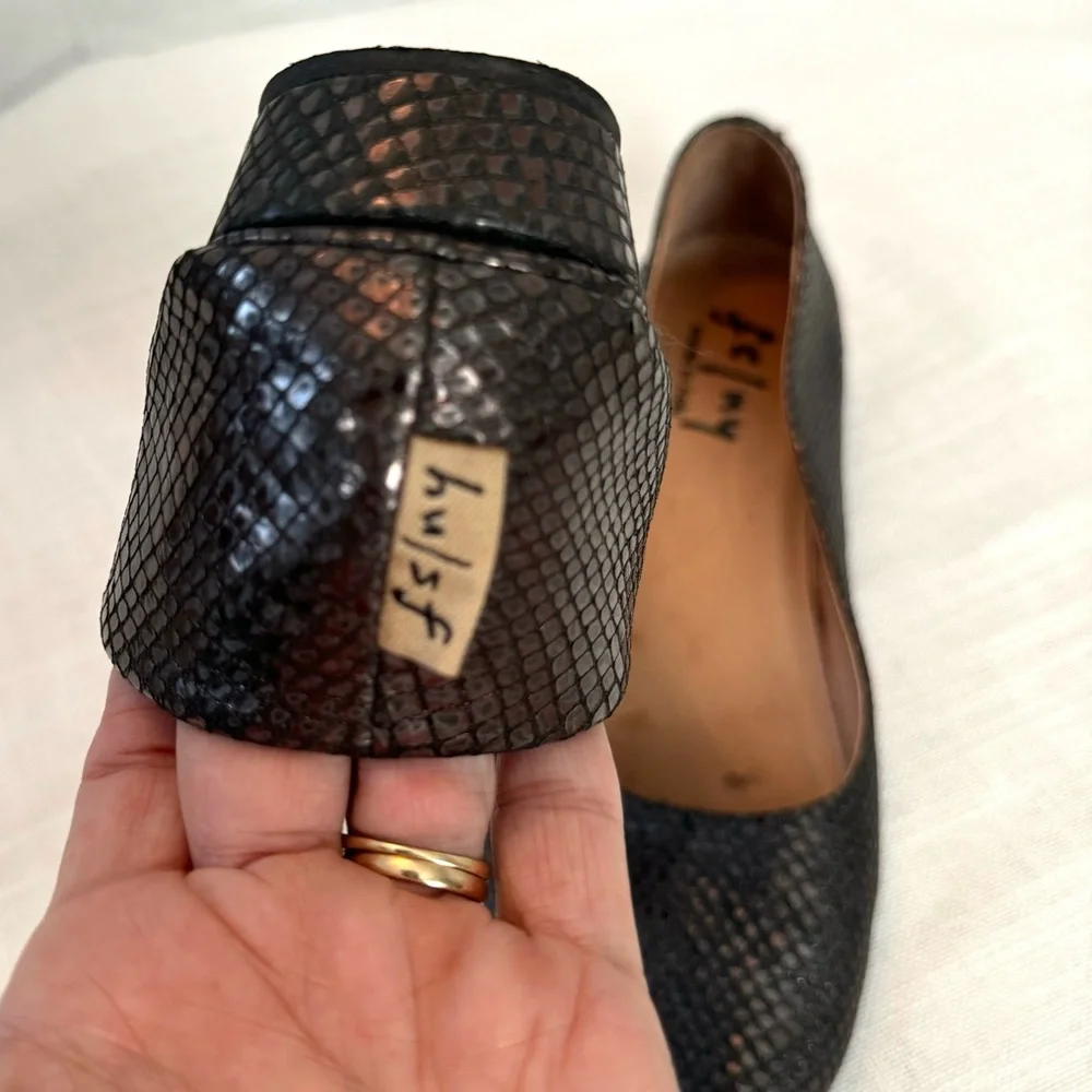 Genuine Leather ballet flats Lagenlook Fslny Italy Size 9 Gray shimmer Fairycore